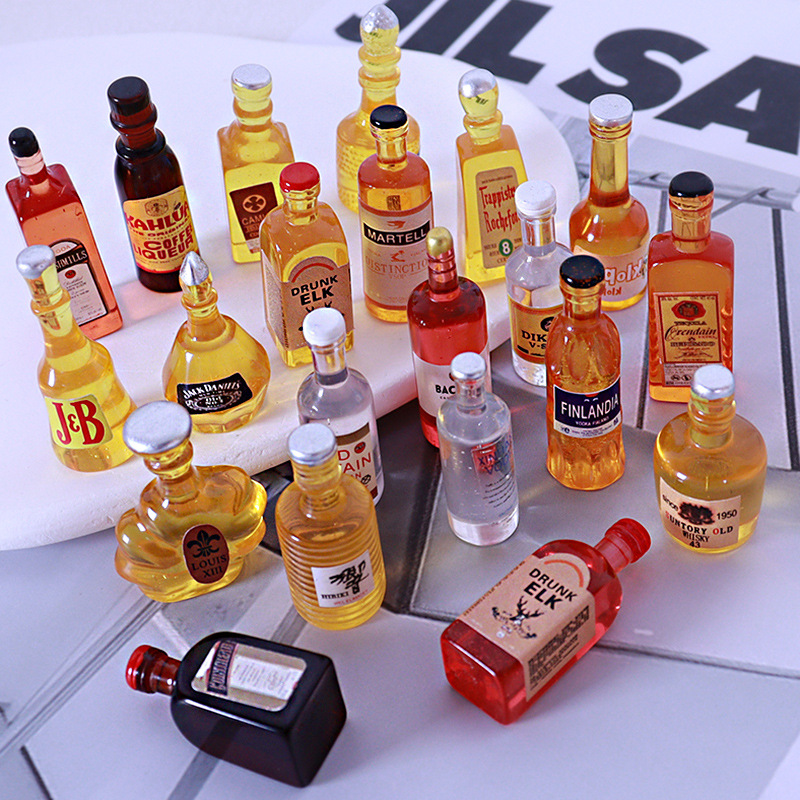 Play Kitchen Set - 10pcs Miniature Dollhouse Bottle of Water